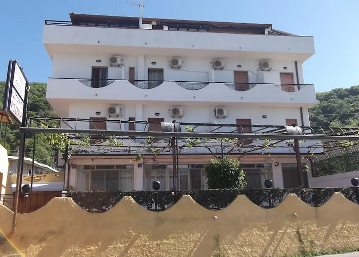 Il Vulcano 3* Tropea