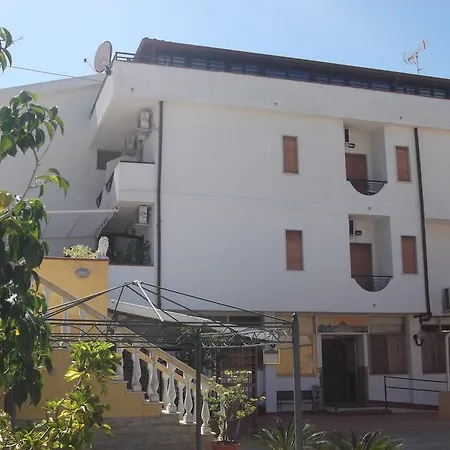 Il Vulcano 3* Tropea